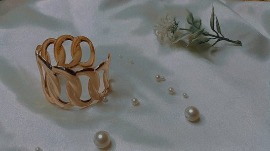 Luxury Gold Link Bracelet – Elegant Anti-Tarnish Statement Wrist Bracelet