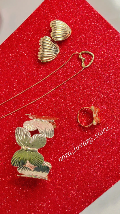 Elegant Gold-Finish 4-Piece Jewellery Combo Set – Necklace Chain, Earrings, Hand Cuff & Ring