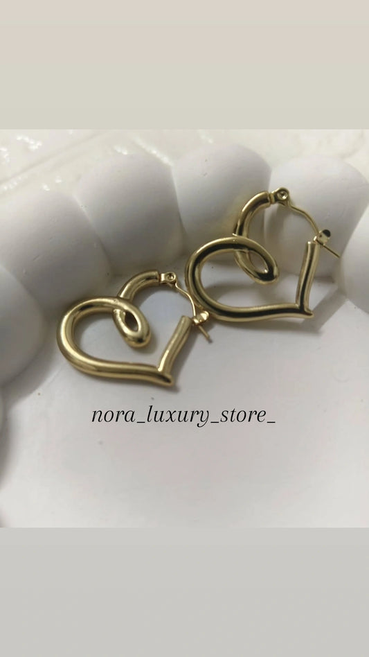 Curve Heart Hoops/18k gold plated/Anti tarnish