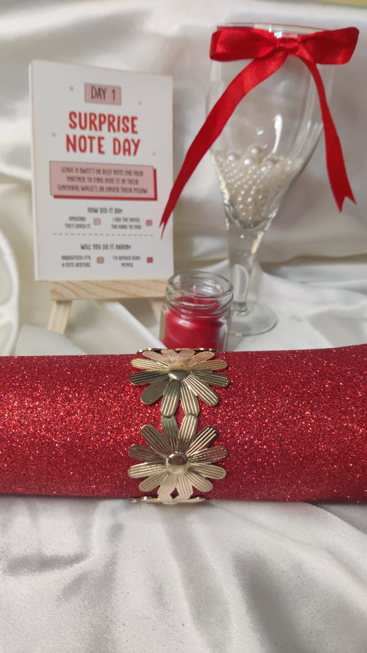 Luxury Gold Floral Kada – Elegant Anti-Tarnish Daisy Flower Statement Bracelet