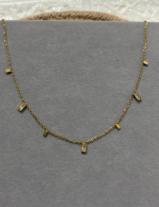 Chic rectangle Dangle necklace/18 carat gold plated/ Anti tarnish